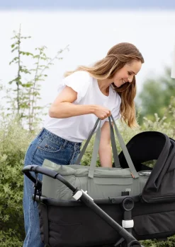 Babytragetasche 'Carry Me' Black Leaf