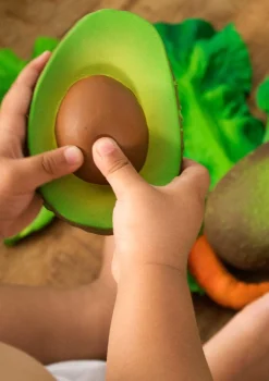 Beißspielzeug 'Arnold the Avocado'