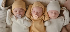 Geknotetes Babykleid cedar