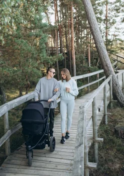 Kombi-Kinderwagen 'Mono 3' Schwarz