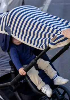 Multifunktionale UV-Decke UPF 50+ Navy Stripe